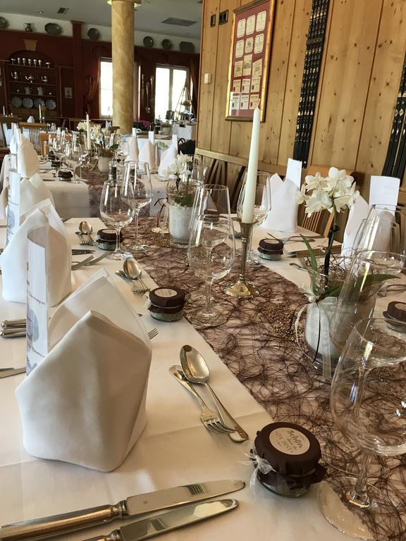 Hotel Dienstl Gut Launsdorf Dış mekan fotoğraf